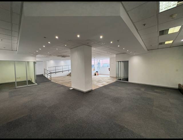 230M² RETAIL TO LET IN CAPE TOWN CITY CENTRE